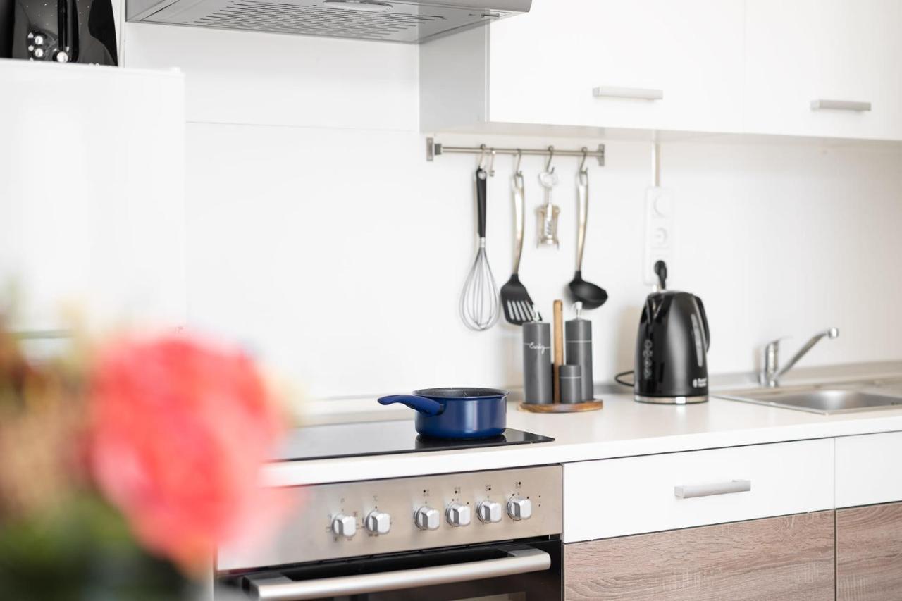 מינכן Wiesen Living - Apartment For Up To Twelve People מראה חיצוני תמונה